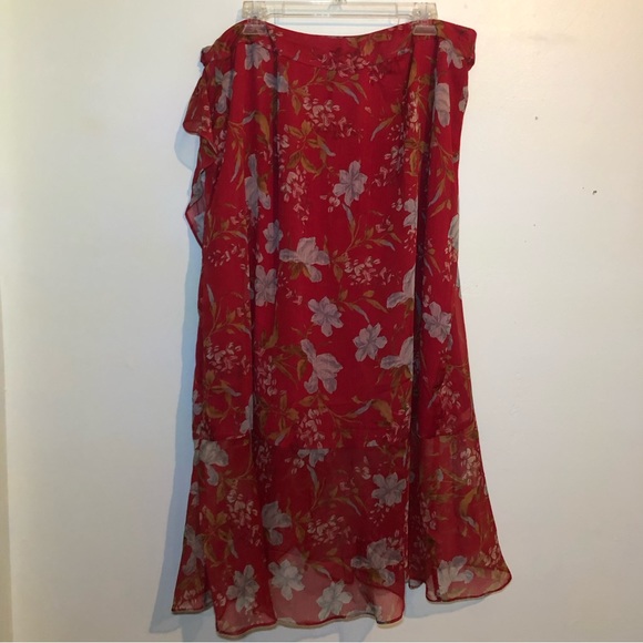 Vince Camuto Floral Wrap Midi/Maxi Skirt in Red; size 14W. - Picture 4 of 6